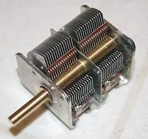 Air capacitor